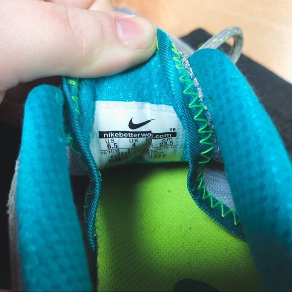 Nike Gray & Teal Wild Trail Running Sneaker Athletic Shoe Womens Size 6.5 - Picture 8 of 8